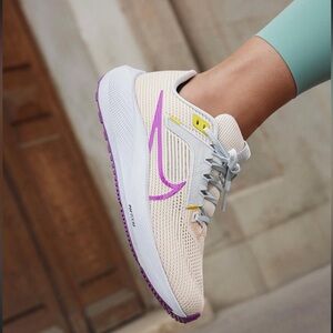 ✔️Size 9.5 - NWT: NIKE - Women’s Air Zoom Pegasus 40 Shoes